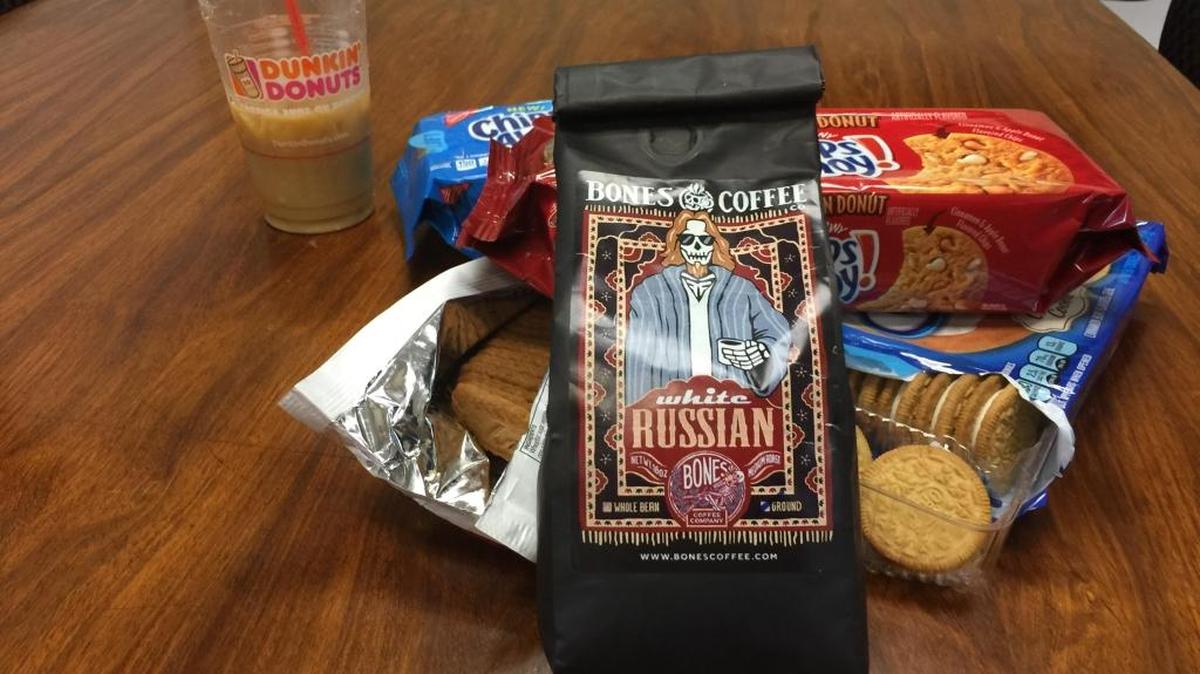 On today’s episode, we try all of the fall-flavored food on Funky Food Friday.