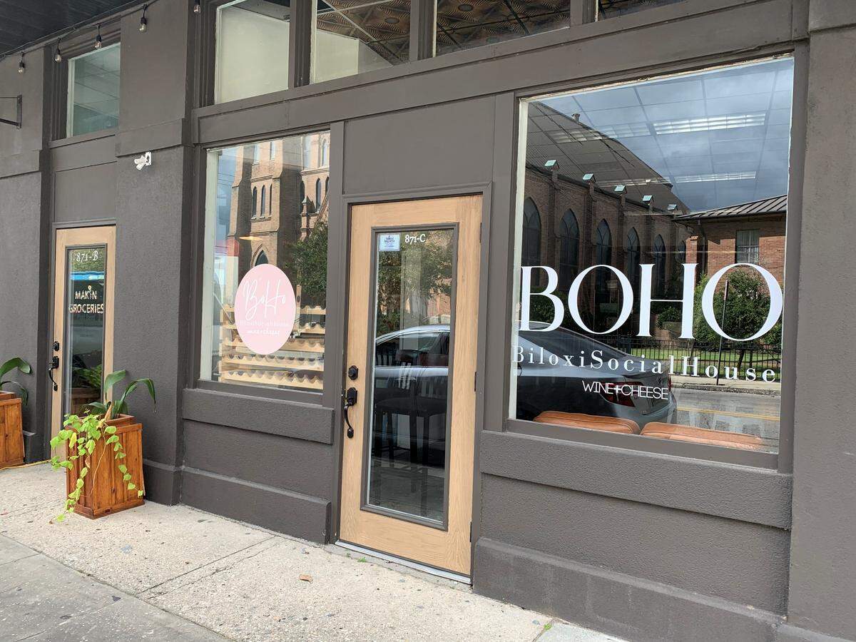 Boho Biloxi , a social house to sample wine and cheese, is coming to Howard Avenue, next to the new location of Makin’ Groceries.