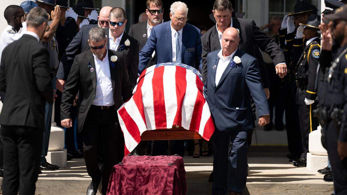 Hundreds mourn South MS Deputy Mike Jimerson. ‘Rest easy,’ his final call said