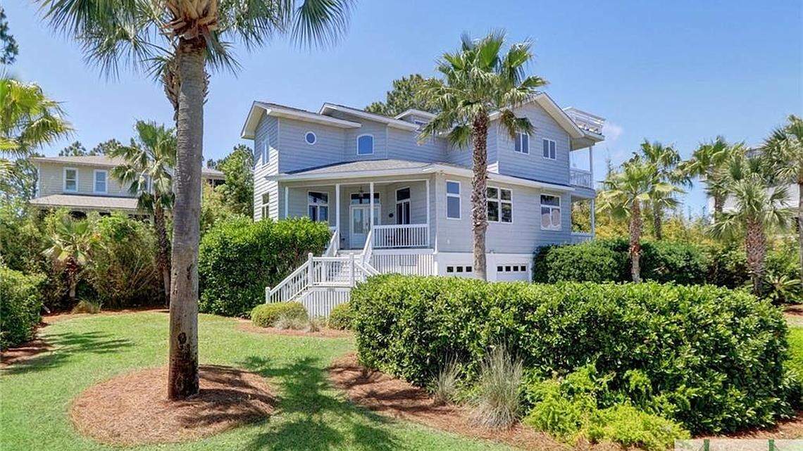 Actress Sandra Bullock’s seven bedroom, five bathroom beach house in Tybee Island, Georgia has sold for $4.1 million. Bullock first purchased the property in 2001.