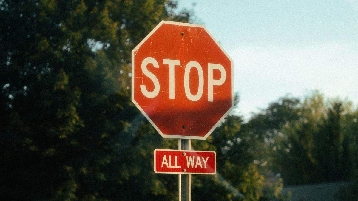 Intersection crashes happen most often because of a lack of communication between drivers, according to driving law experts.