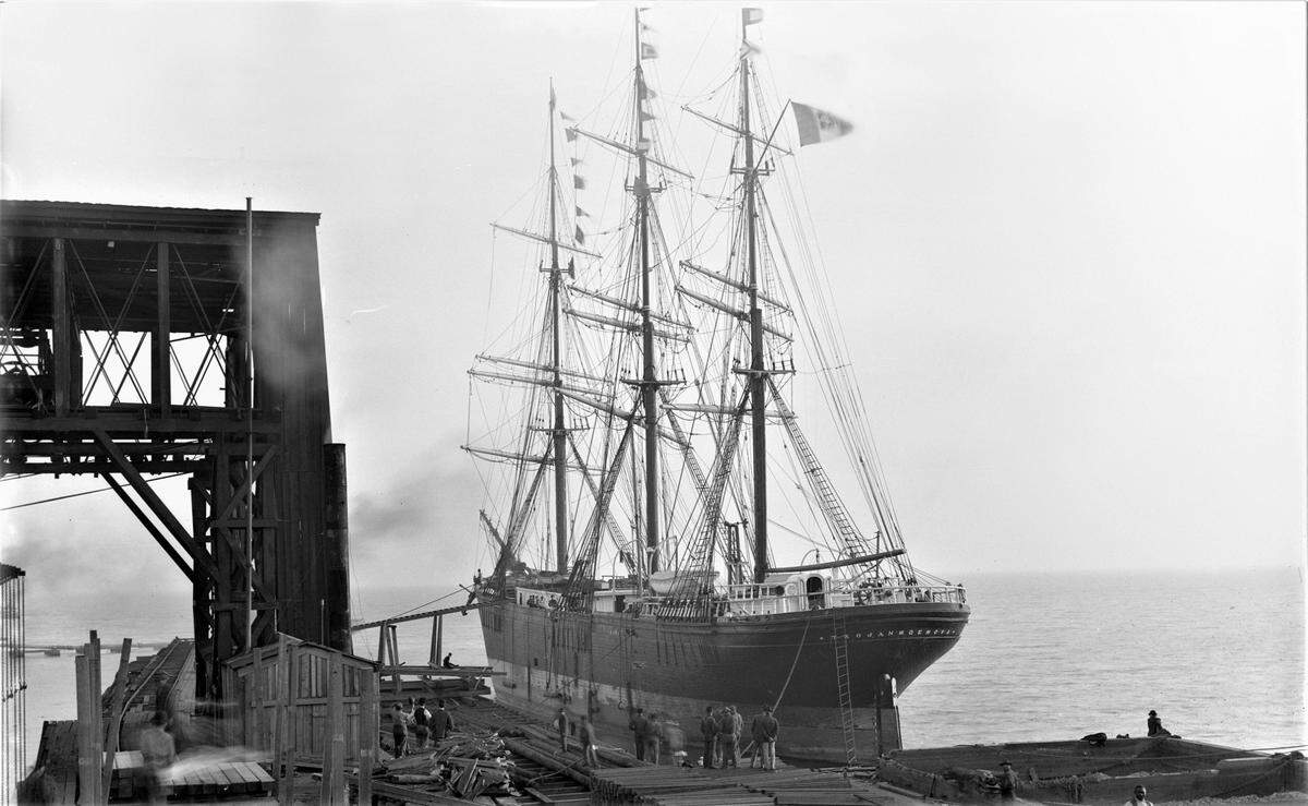 To make Gulfport a true port city, legend has it that founder Capt. Joseph T. Jones bribed the captain of this Italian ship, The Trojan, to prove the channel passable. Willis W. Vail, one of Jones’ engineers, photographed the event in 1902.  Credit: The Paul Jermyn Collection