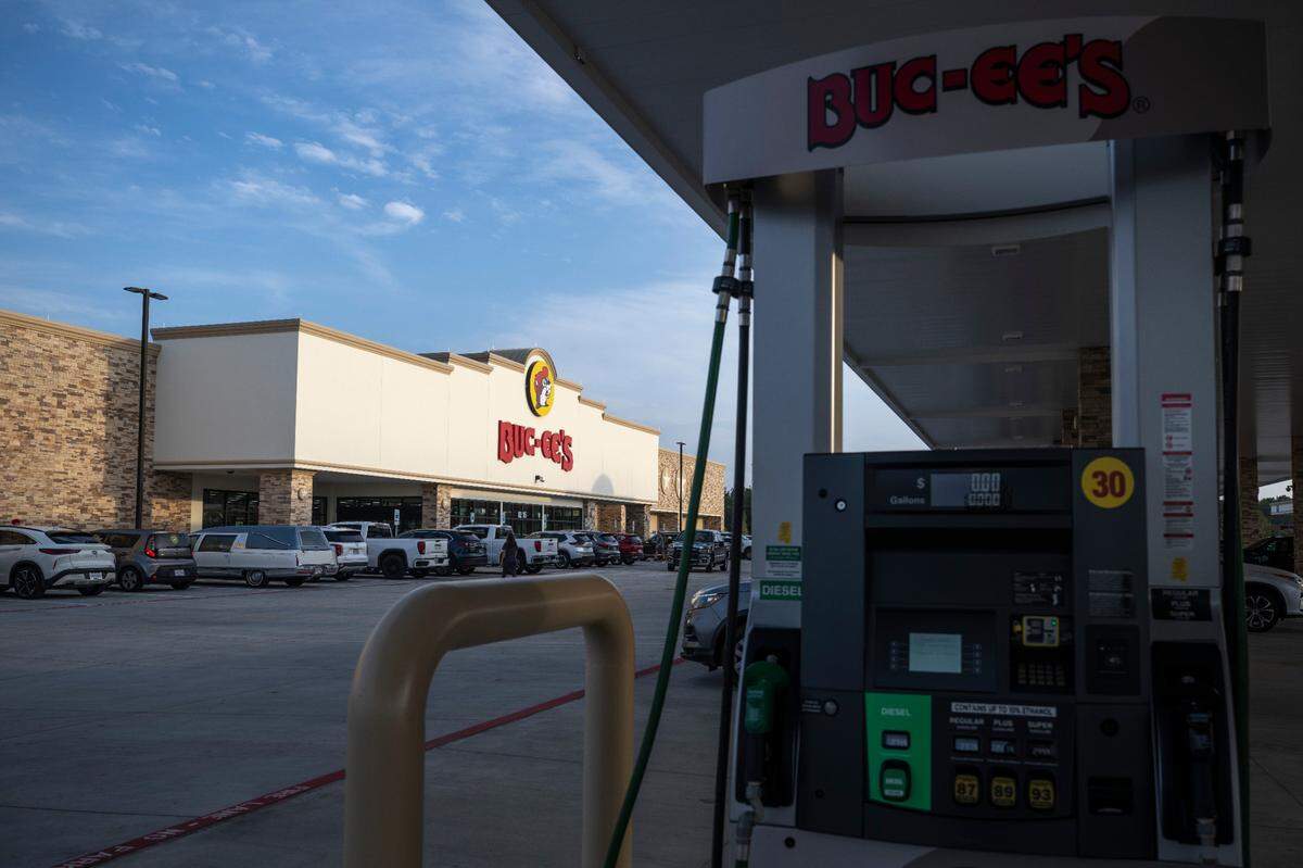 Buc-ee’s first Mississippi location in Harrison County on Monday, June 9, 2025.