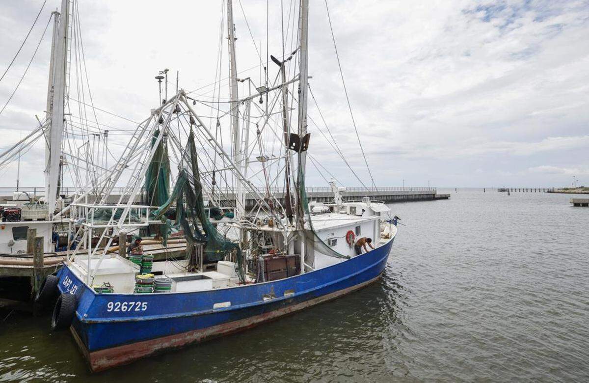 The Capt. Lei boat stops at Gautier’s at the Harbor to fuel up and get ice before going to collect shrimp in Pass Christian on Sept. 25, 2025.