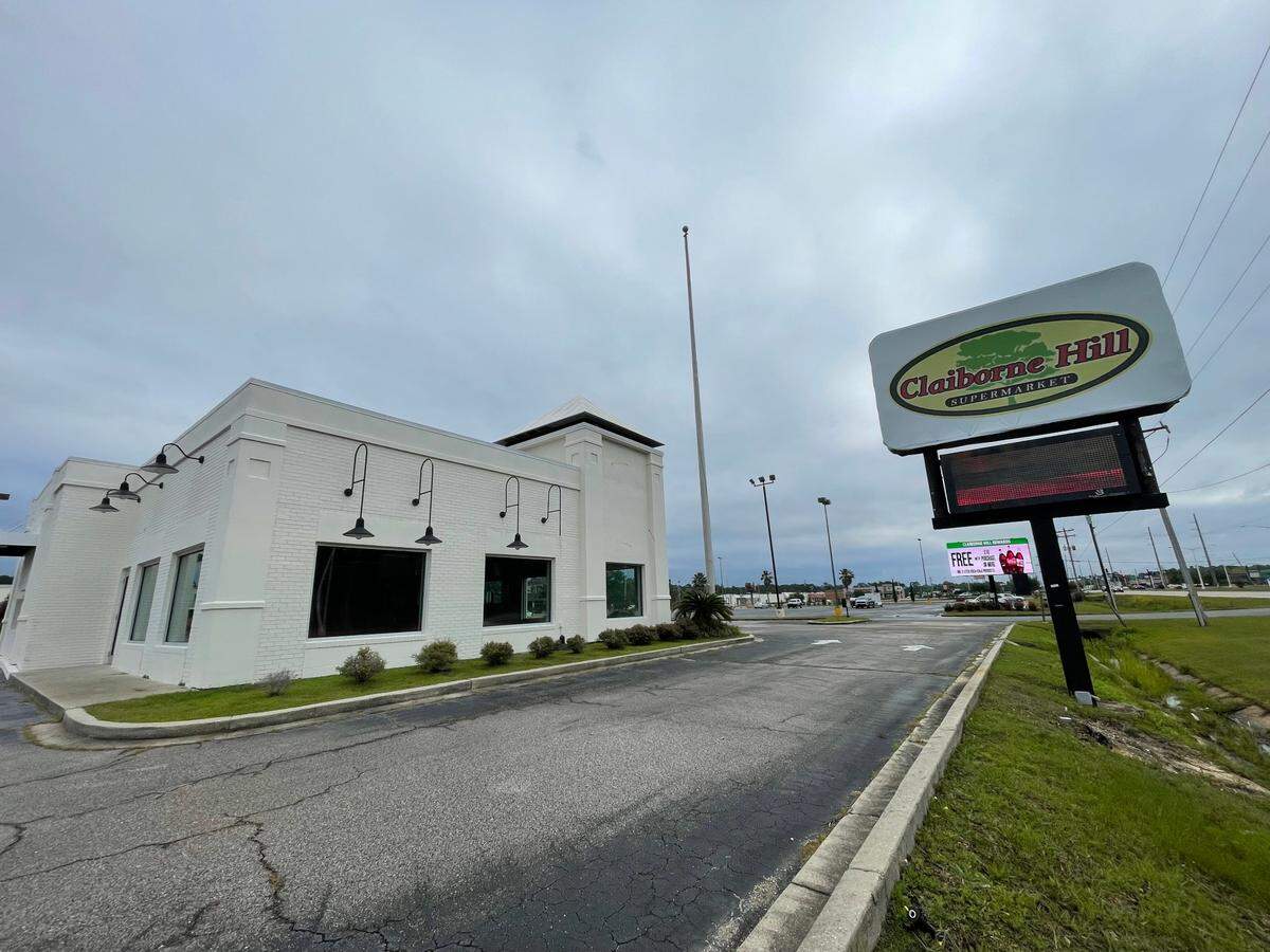 Claiborne Hill purchased the vacant restaurant building that used to house KFC on U.S. 90 in Waveland. The building will remain vacant for now as rumors swirl that it’s becoming a deli, buffet, coffee shop or pizza place.