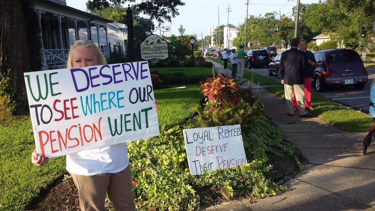 KAREN NELSON/SUN HERALD/2015Retiree Brenda Eiland and others protested and gave a voice to their fight to find out what happened to their money.