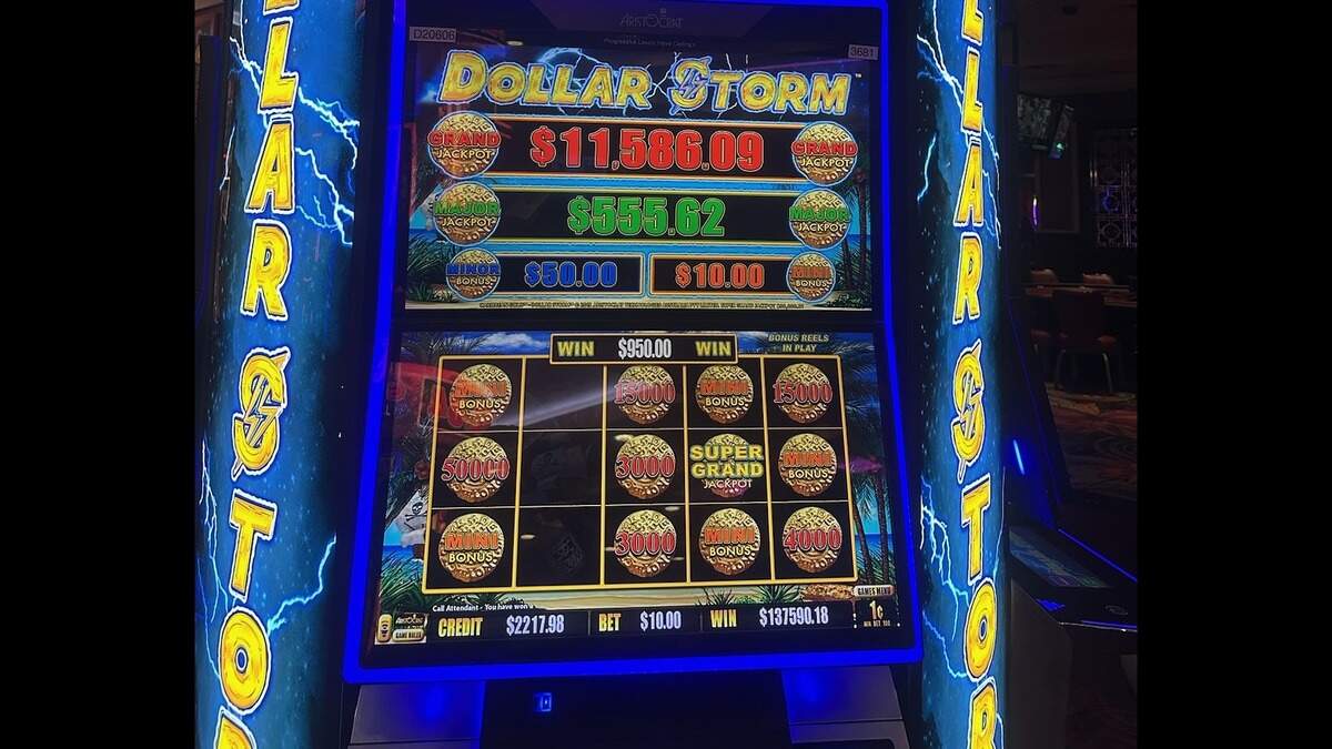 On a $10 wager, a player at a Biloxi casino hit it big just after Mardi Gras came to an end.