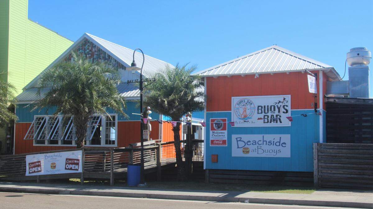 Beachside at Buoy’s is a new restaurant inside Buoy’s Bar on Beach Boulevard in Old Town Bay St. Louis.