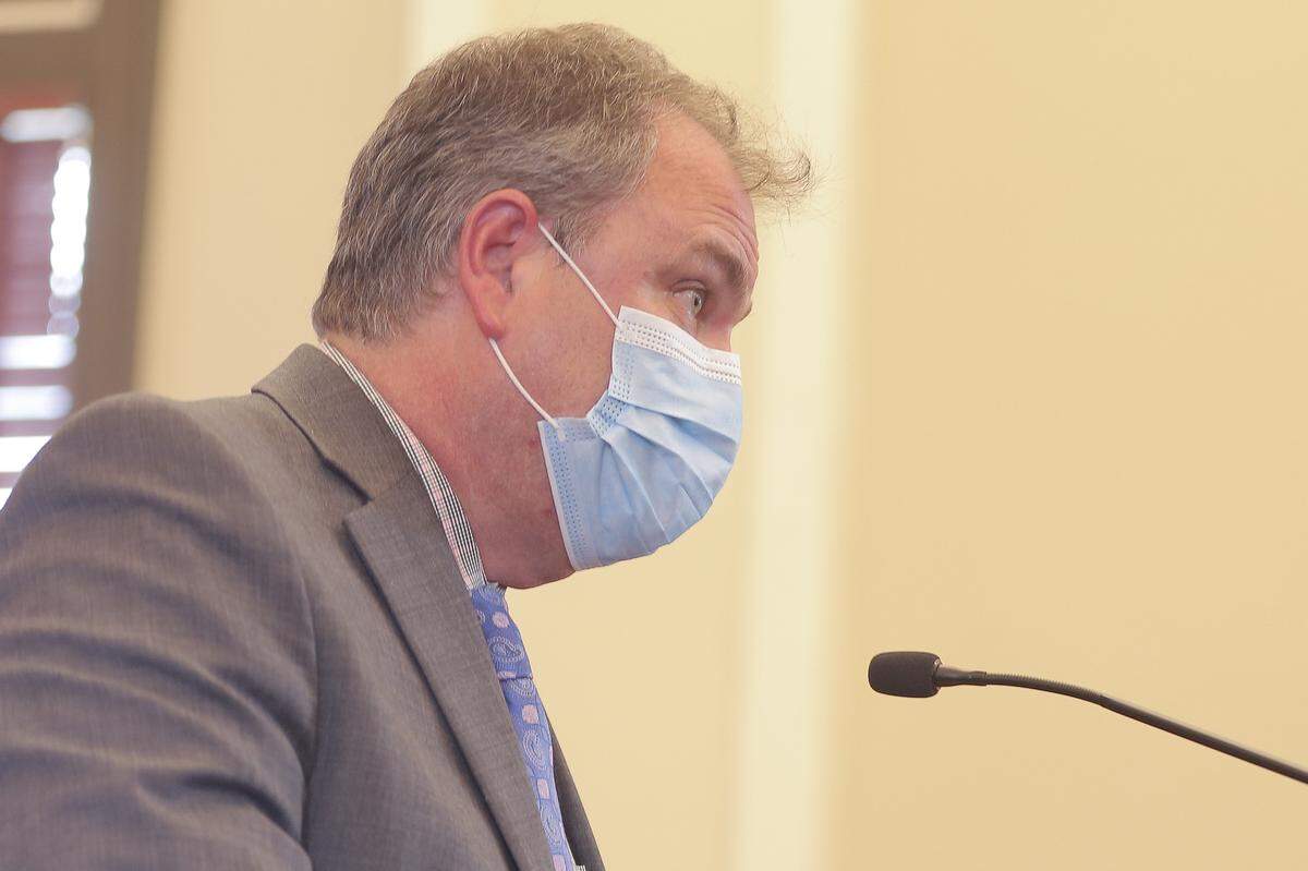 County Prosecutor Olen Anderson questions Mississippi Bureau of Investigations Master Sgt Jason Gazzo in March 2021.
