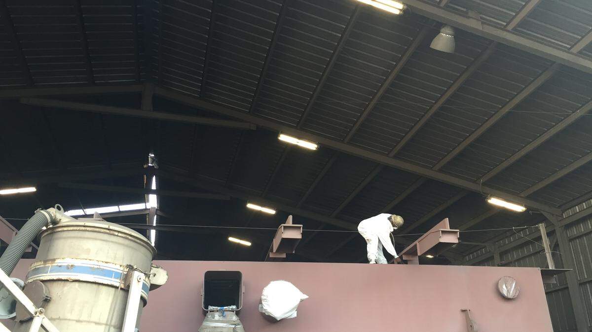 VT HALTER 
 VT Halter Marine has two smaller overspray buildings but the DEQ has fined the shipbuilder $17,500 for failing to build a larger one to better contain sand-blasting dust and paint overspray.