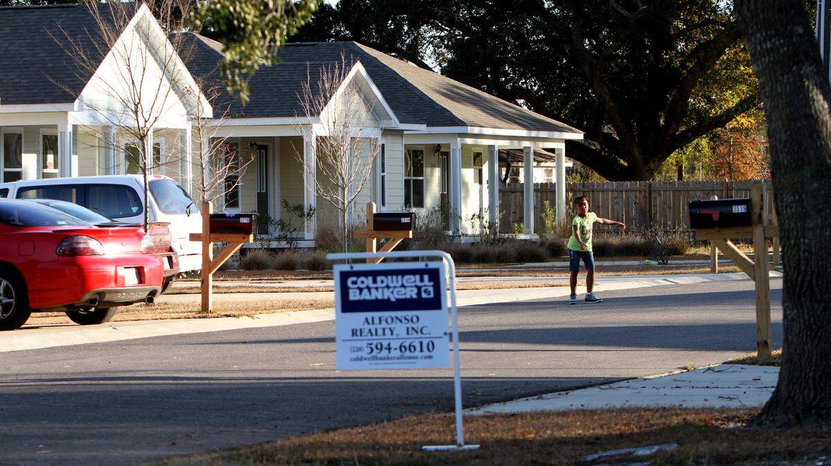 JOHN FITZHUGH/SUN HERALD 
 SmartAsset ranked Gulfport as being 'America's Most Affordable Beach Town,' based on housing costs. Pictured is Connor's Corner, a subdivision in West Gulfport. The median home value in Gulfport, a SmartAsset news release says, is $120,600.