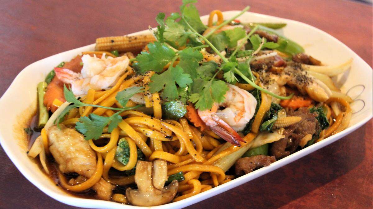 Combination chow mein is enough for two.