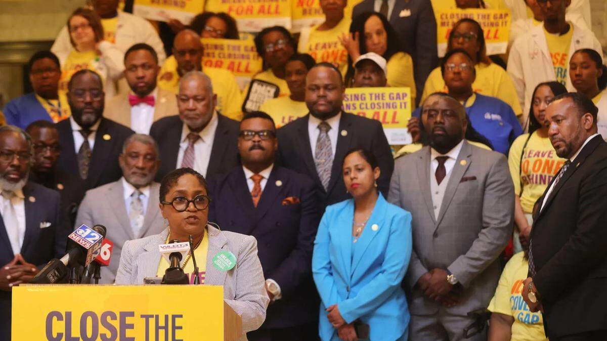 Sonya Williams-Barnes, of the Southern Poverty Law Center, speaks about Medicaid expansion during a Medicaid expansion rally in the rotunda of the Mississippi State Capitol in Jackson last month.