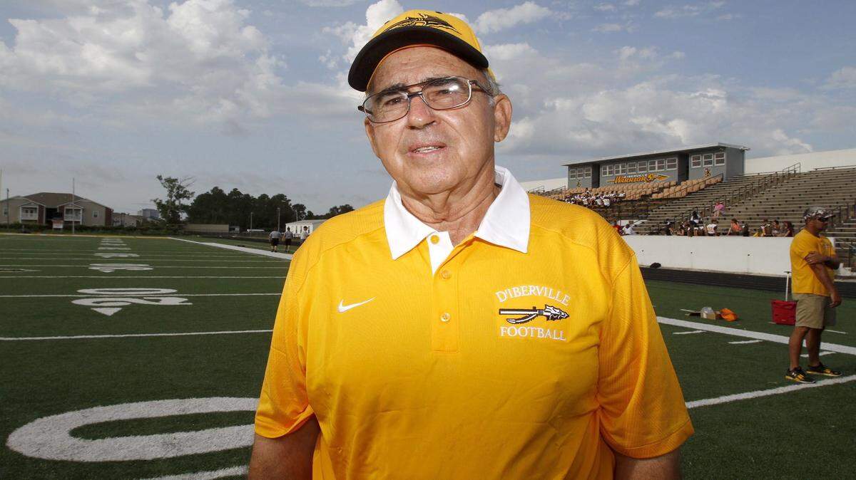 TIM ISBELL/SUN HERALD 
 Long-time Coast coach Buddy Singleton has retired after more than 49 years in coaching.