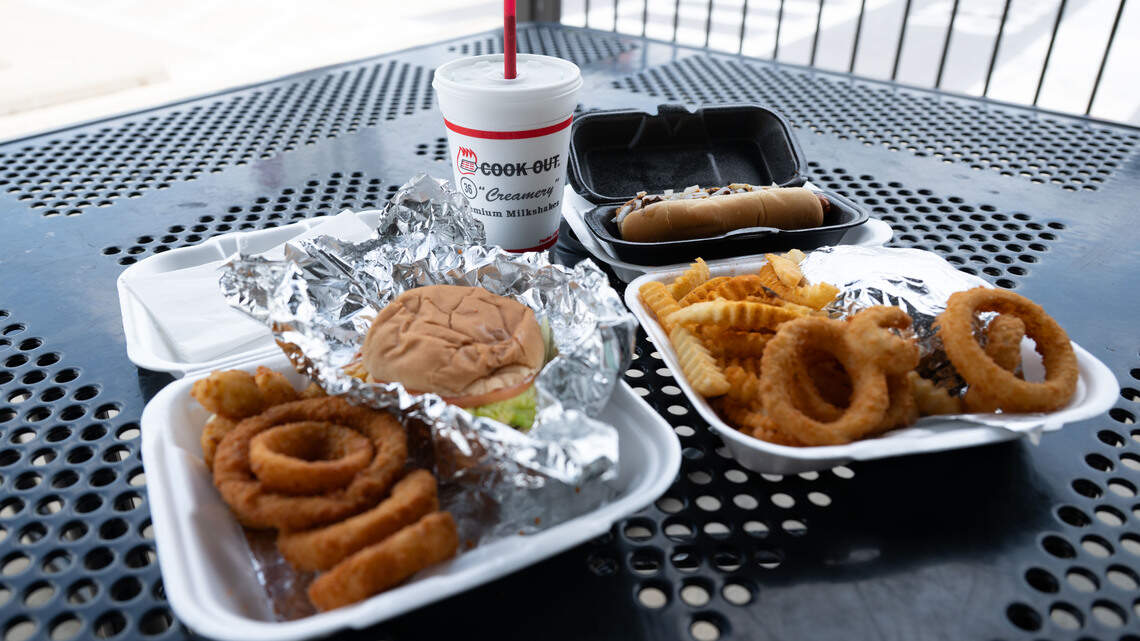 Cookout is finally on the Coast. Here’s our review of the popular Southeastern chain