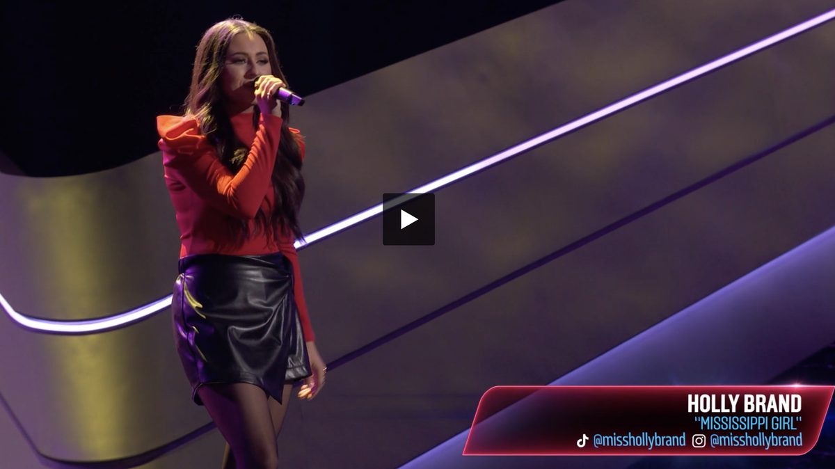 Former Miss Mississippi Holly Brand sings “Mississippi Girl” by Faith Hill on “The Voice” on NBC.