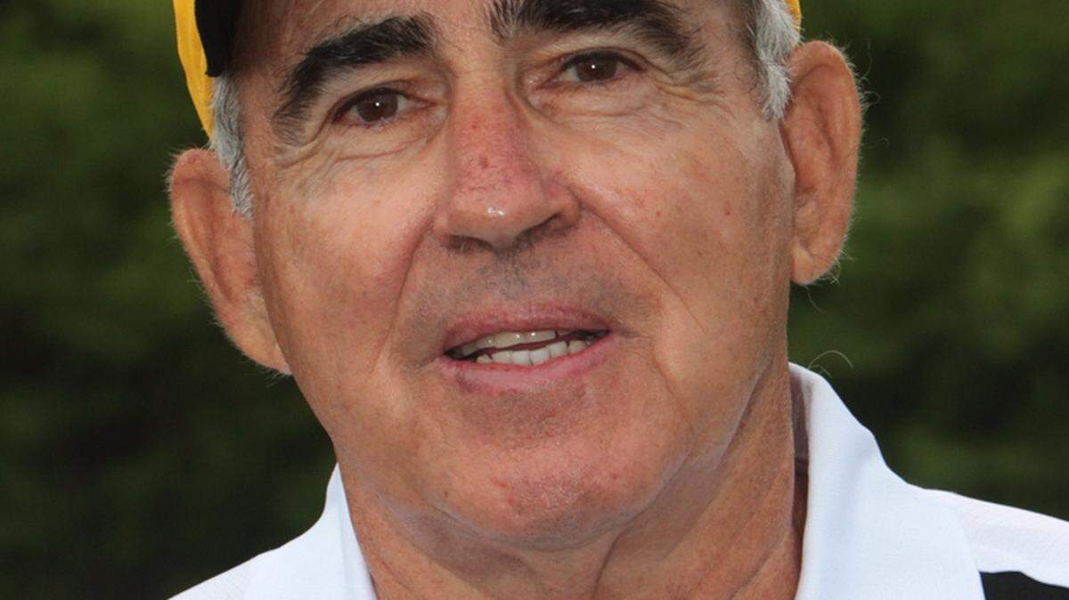 JOHN FITZHUGH/SUN HERALD 
 D'Iberville High School head football coach Buddy Singleton
