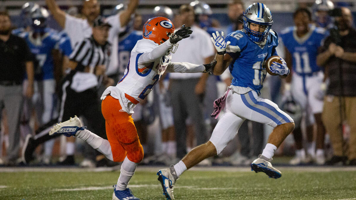 Ocean Springs’ Will Gray runs the ball down the field during a game at Greyhound Stadium in Ocean Springs on Friday, Oct. 28, 2022.