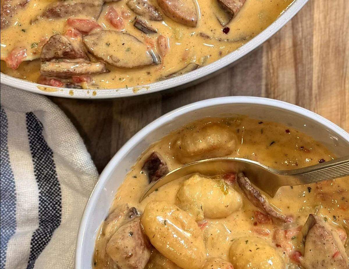 Matthew Bounds cooks simple, quick meals, including this recipe for one pot pimento cheese and sausage gnocchi.