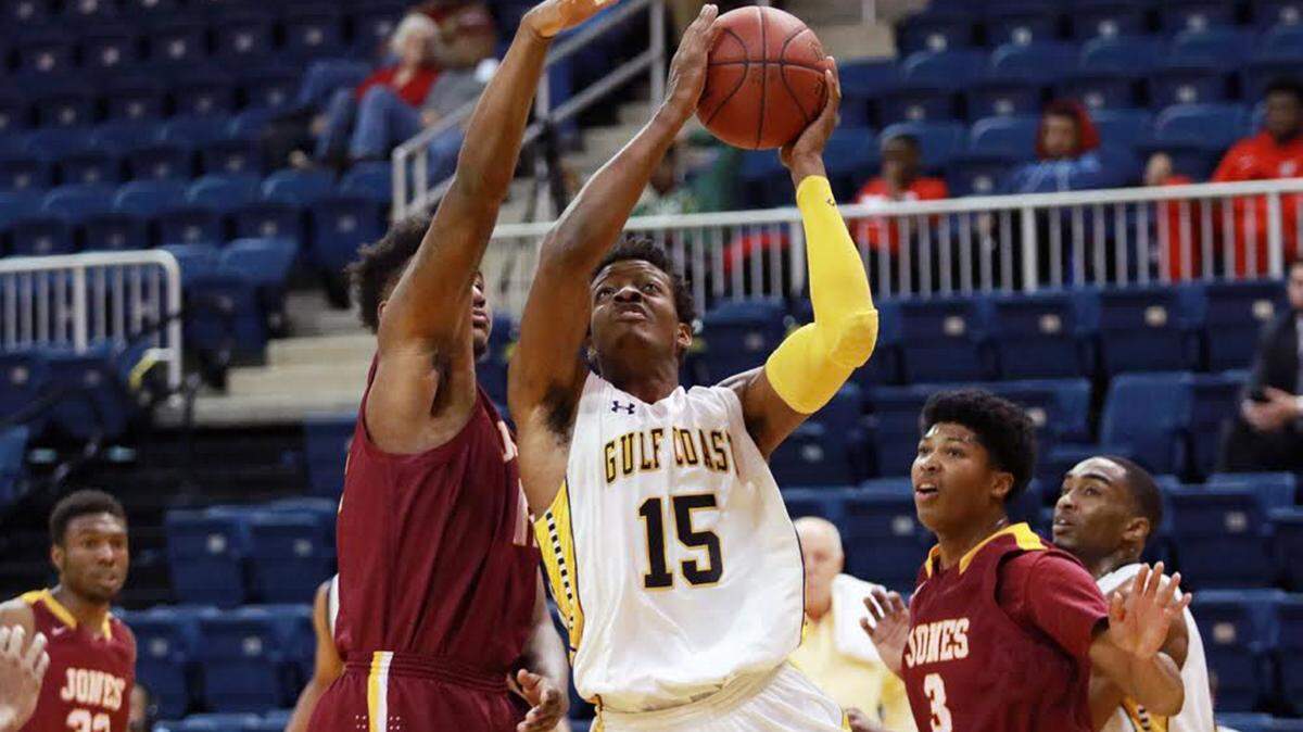 LEE ADAMS/ITAWAMBA CC 
 Mississippi Gulf Coast's Tedrian Brisco shoots against Jones County during the MACJC semifinal Wednesay in Fulton. Brisco had 18 points.