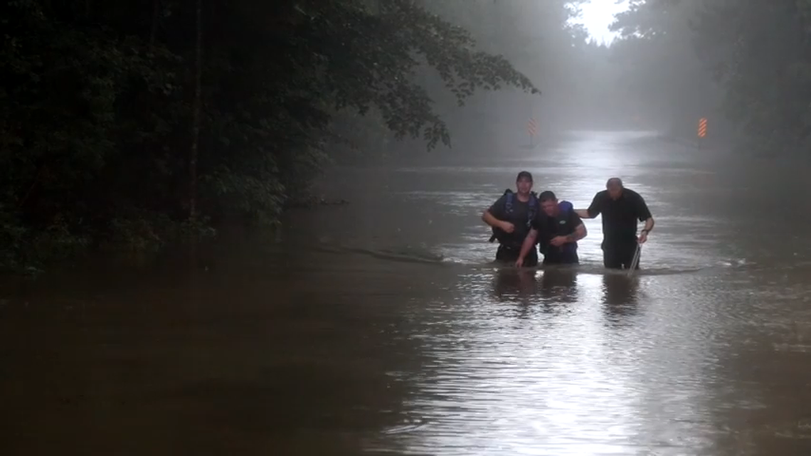 Coast businesses, residents can get loans to help with effects of blue-green algae