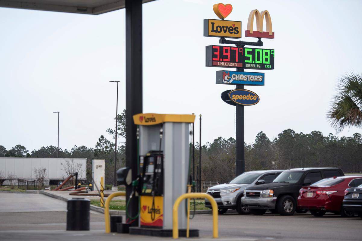 Gas prices at Love’s gas station off of Interstate 10 in Long Beach neared $4 a gallon in 2022. Prices in Mississippi are close to $2.50 today and will still be among the lowest in the country when Mississippi adds a few cents to the gas tax.