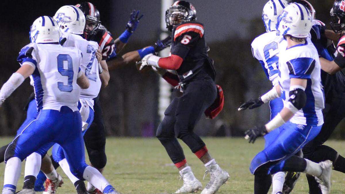 HATTIESBURG AMERICAN 
 Lumberton standout Daylon Burks was one of 31 players who signed scholarship offers Wednesday to play football for Pearl River Community College.