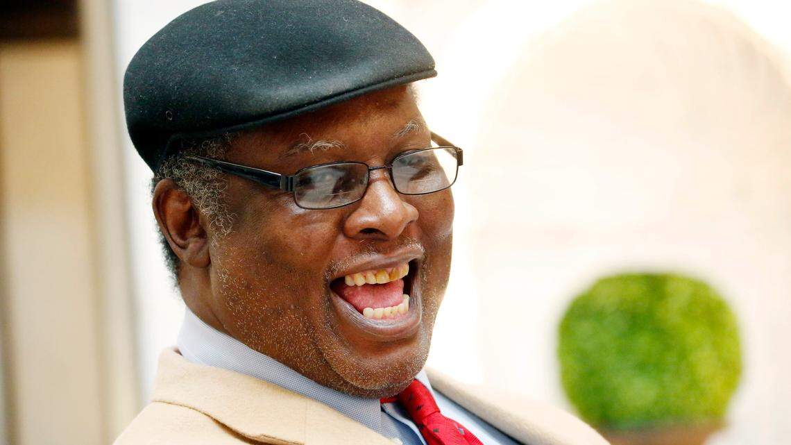 Gentle Ben Williams, who broke football color line at Ole Miss, became ‘Colonel Rebel’