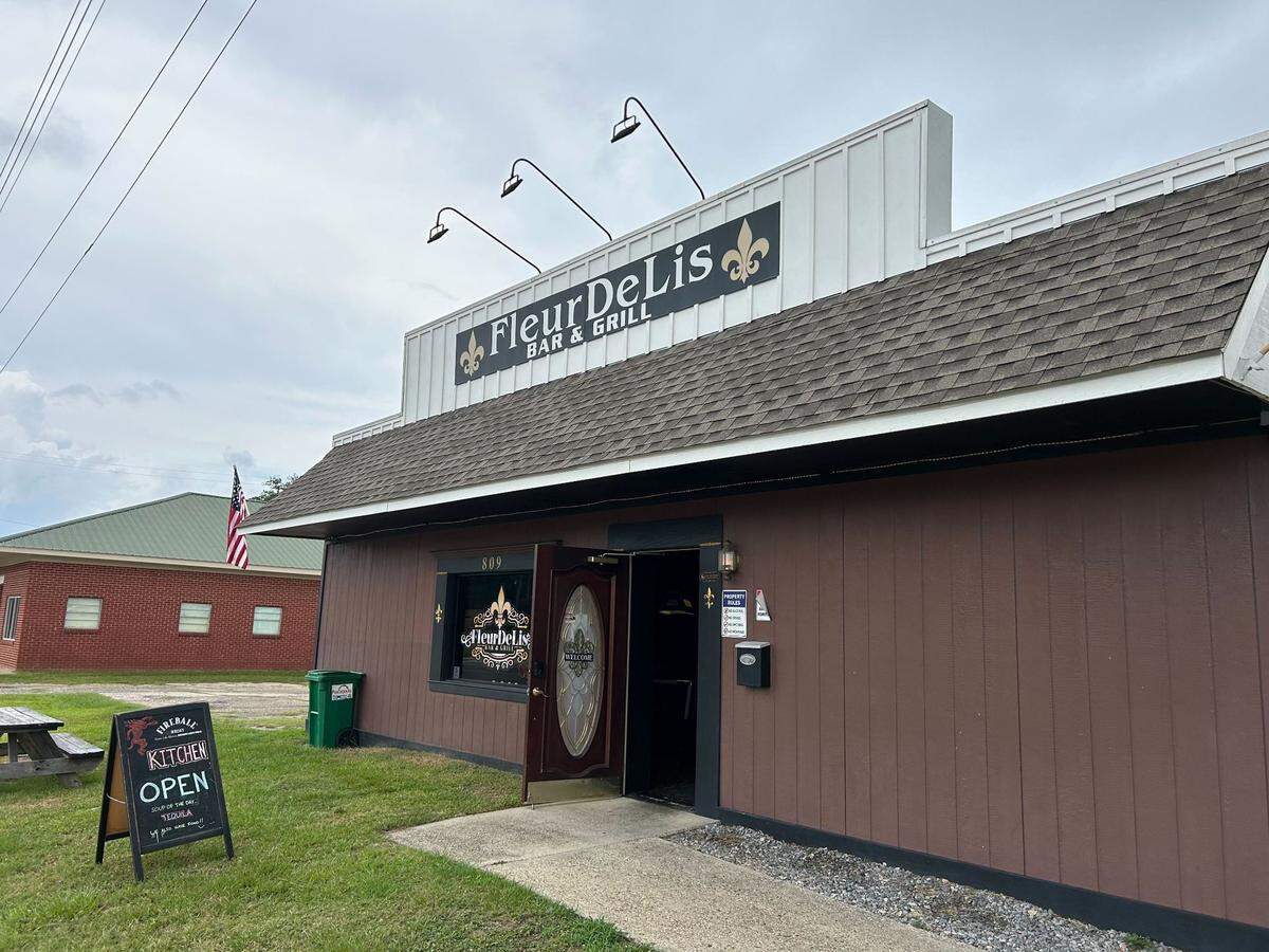 Fleur De Lis Bar and Grill restaurant in Pascagoula, Mississippi.