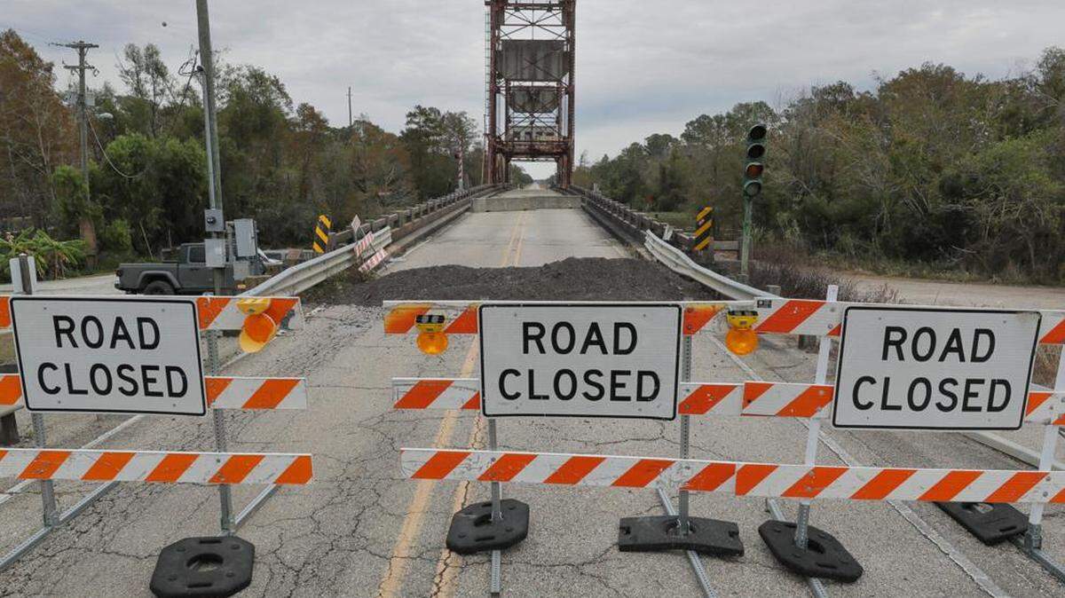 The West Pearl River bridge on U.S. Highway 90 that connects Louisiana and Mississippi has been closed for six months, east of Slidell, Wednesday, Nov. 16, 2022.