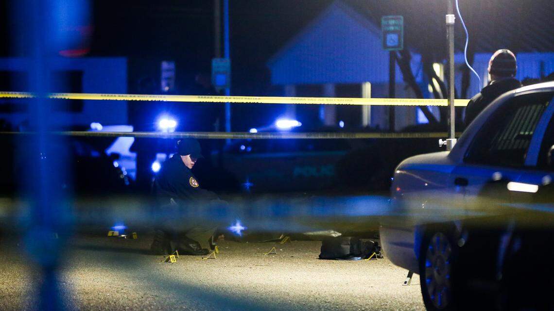 Witness describes Biloxi courthouse shooting. Coroner IDs man killed by officer.