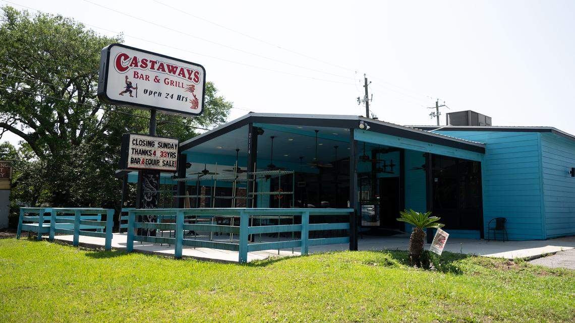 After 33 years, Castaways is gone. Here’s what to know about closure, what’s next