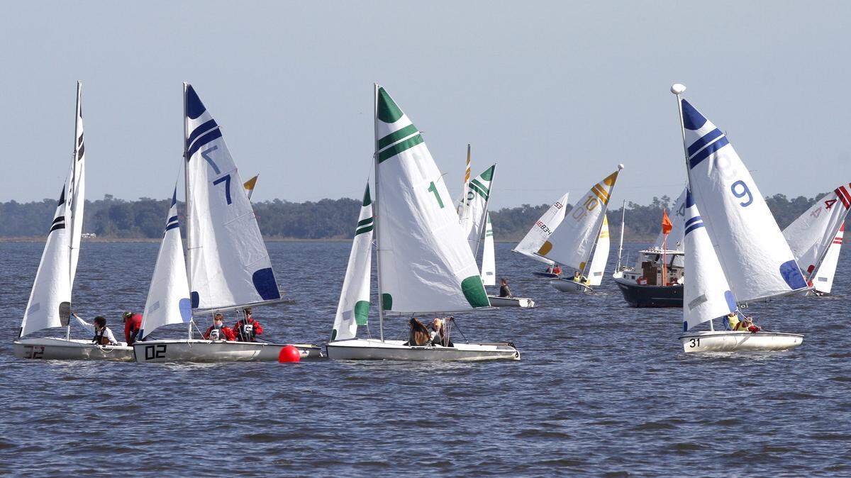 TIM ISBELL/SUN HERALD 
 Teams compete in the Mississippi High School Sailing Championship at Bay-Waveland Yacht Club, Sunday, Nov. 15, 2015.