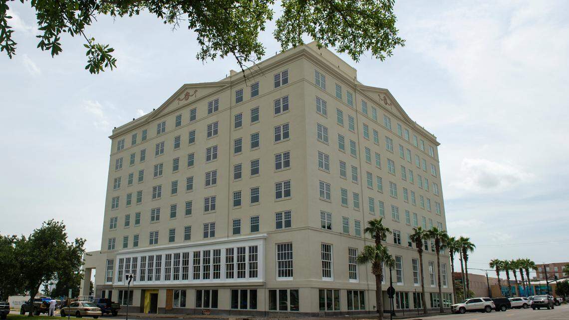 Job fair scheduled as iconic Coast hotel, closed for decades, prepares to reopen