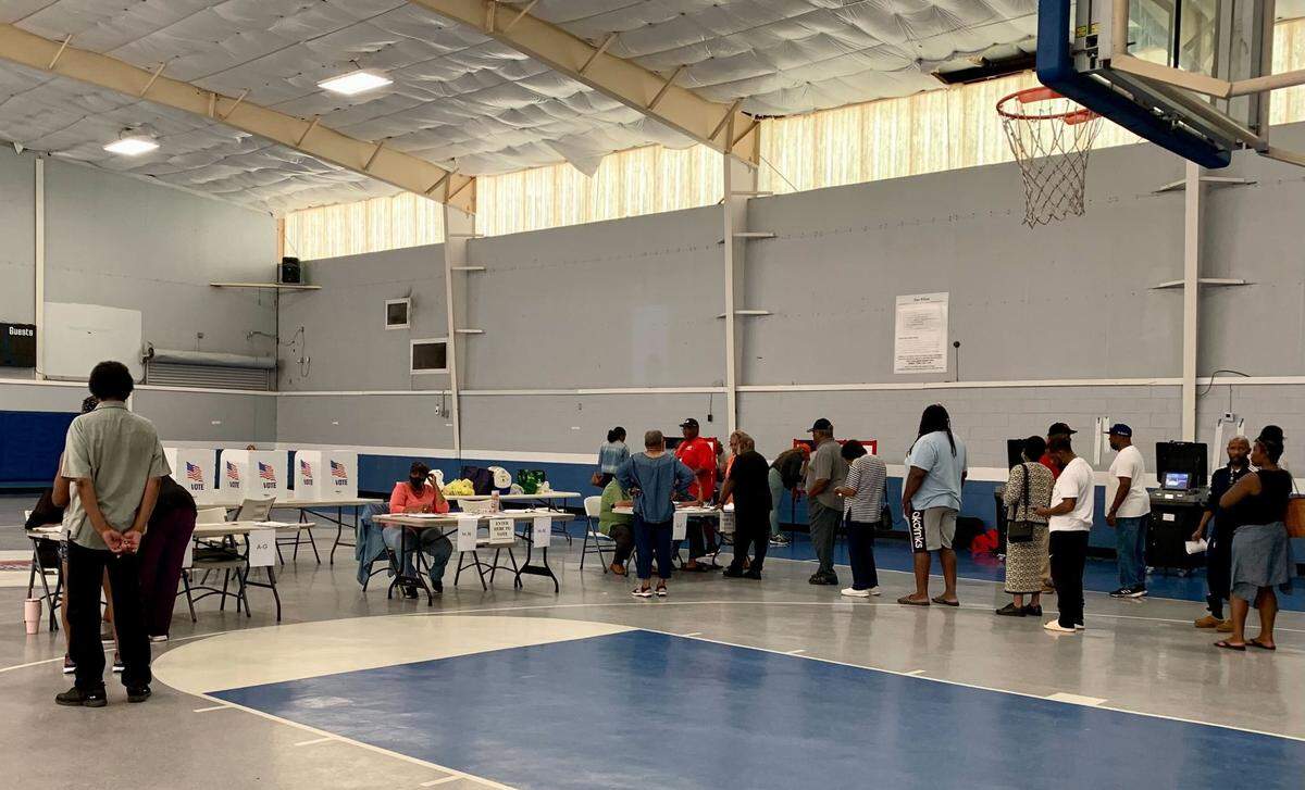 The first four hours of Election Day have been smooth at the Sue Ellen Recreation Center in Moss Point.