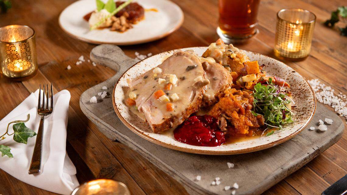 These Coast restaurants, buffets are open on Thanksgiving. Here are menus, prices