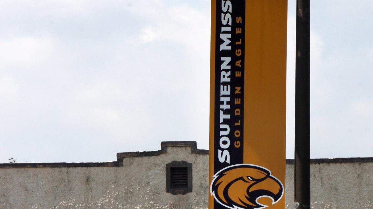 USM Gulf Park will host a STEM program for students interested in science, technology, engineering and math.