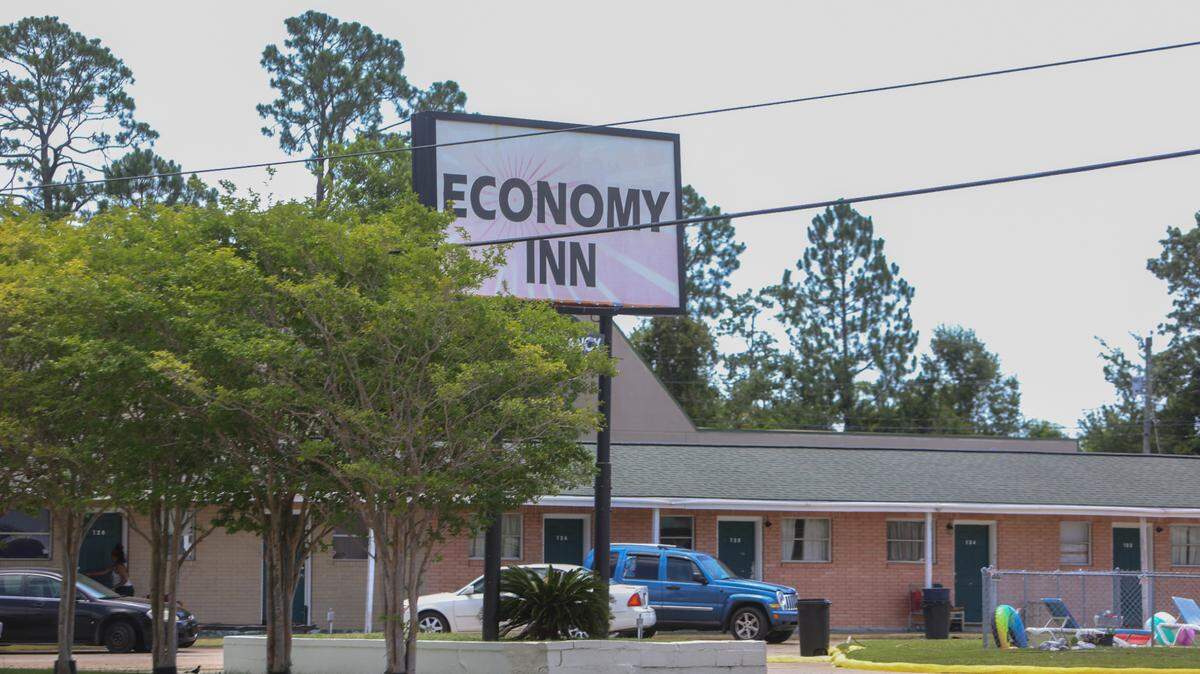 Drug Enforcement agents searched the Economy Inn last June and found drugs, a gun and digital scales.