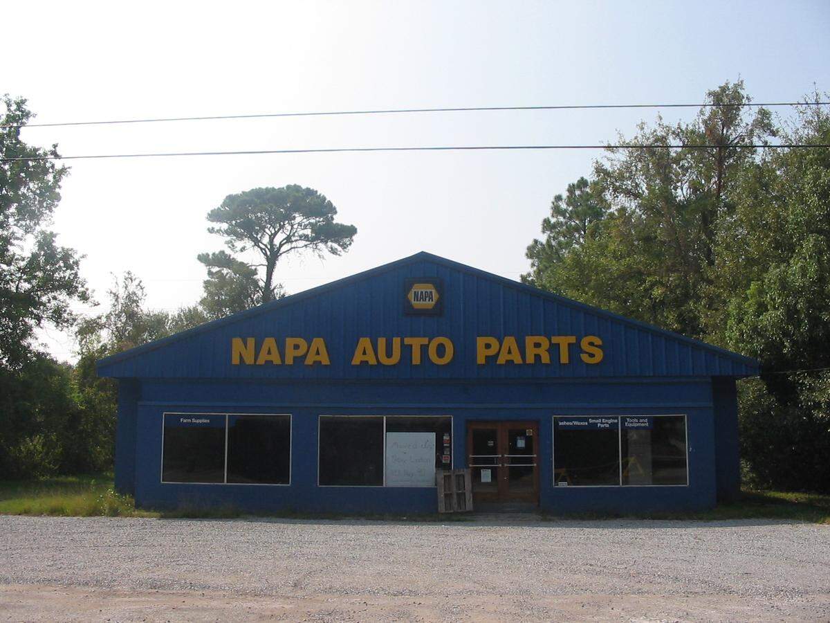 The Napa Auto Parts store on Ulman Avenue sits abandoned after the auto parts business moved to a location on Highway 90.