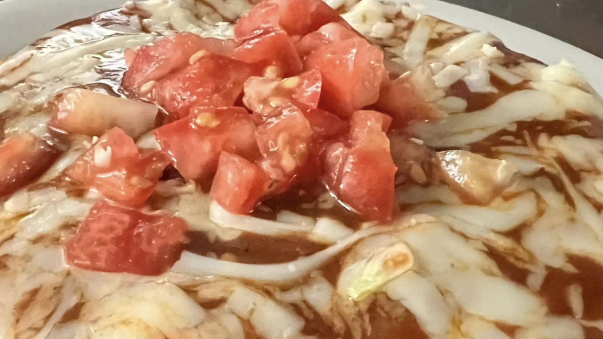 Pepe’s Bosque Mexican Restaurant in D’Iberville offers their take on Mexican Pizza.