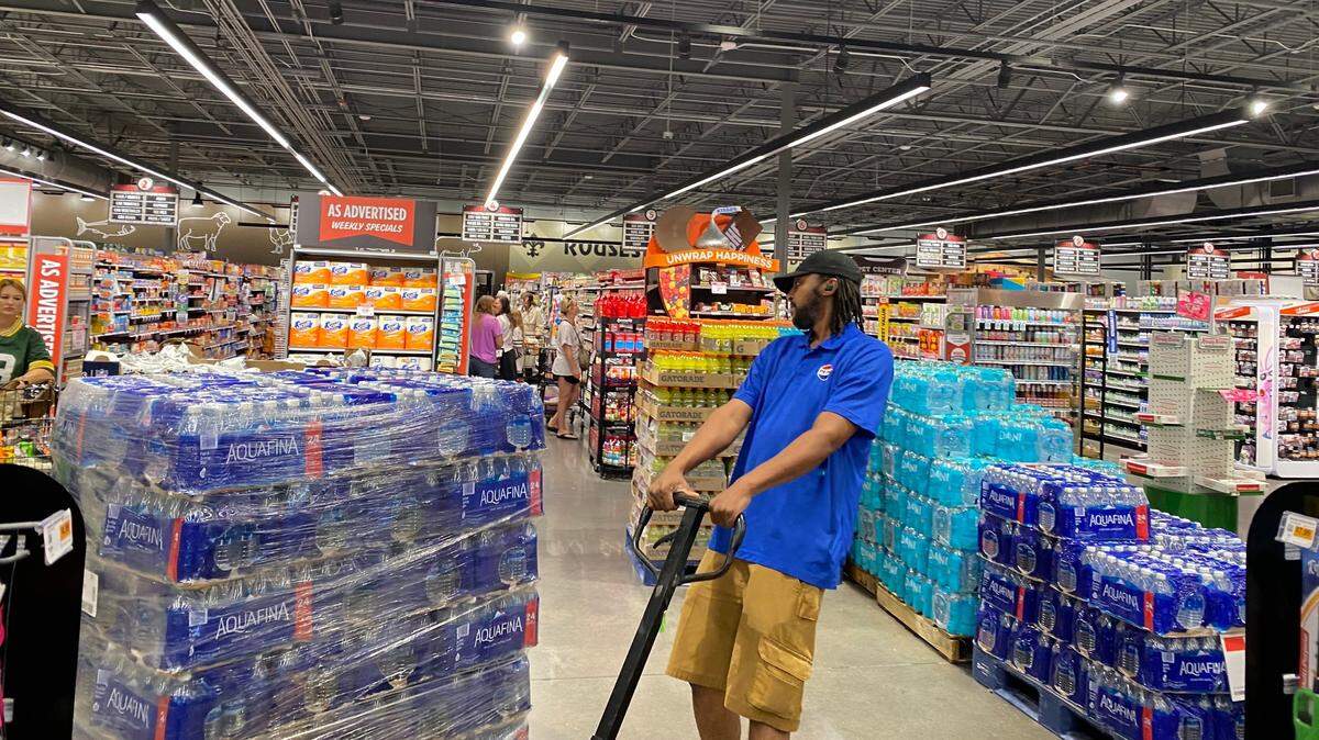 South MS grocery stores, restaurants & businesses close for Hurricane Francine. See list
