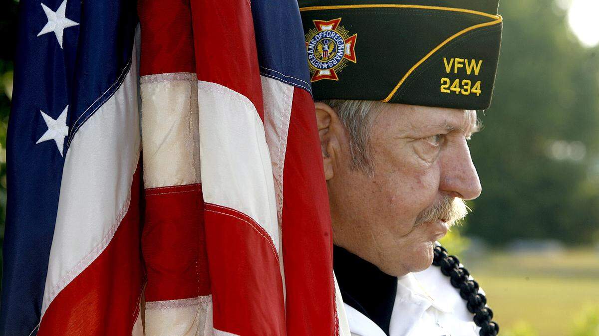 TIM ISBELL/SUN HERALD 
 
 Larry Walker of VFW Post 2434. The post will host an event for returning veterans on Oct. 24.