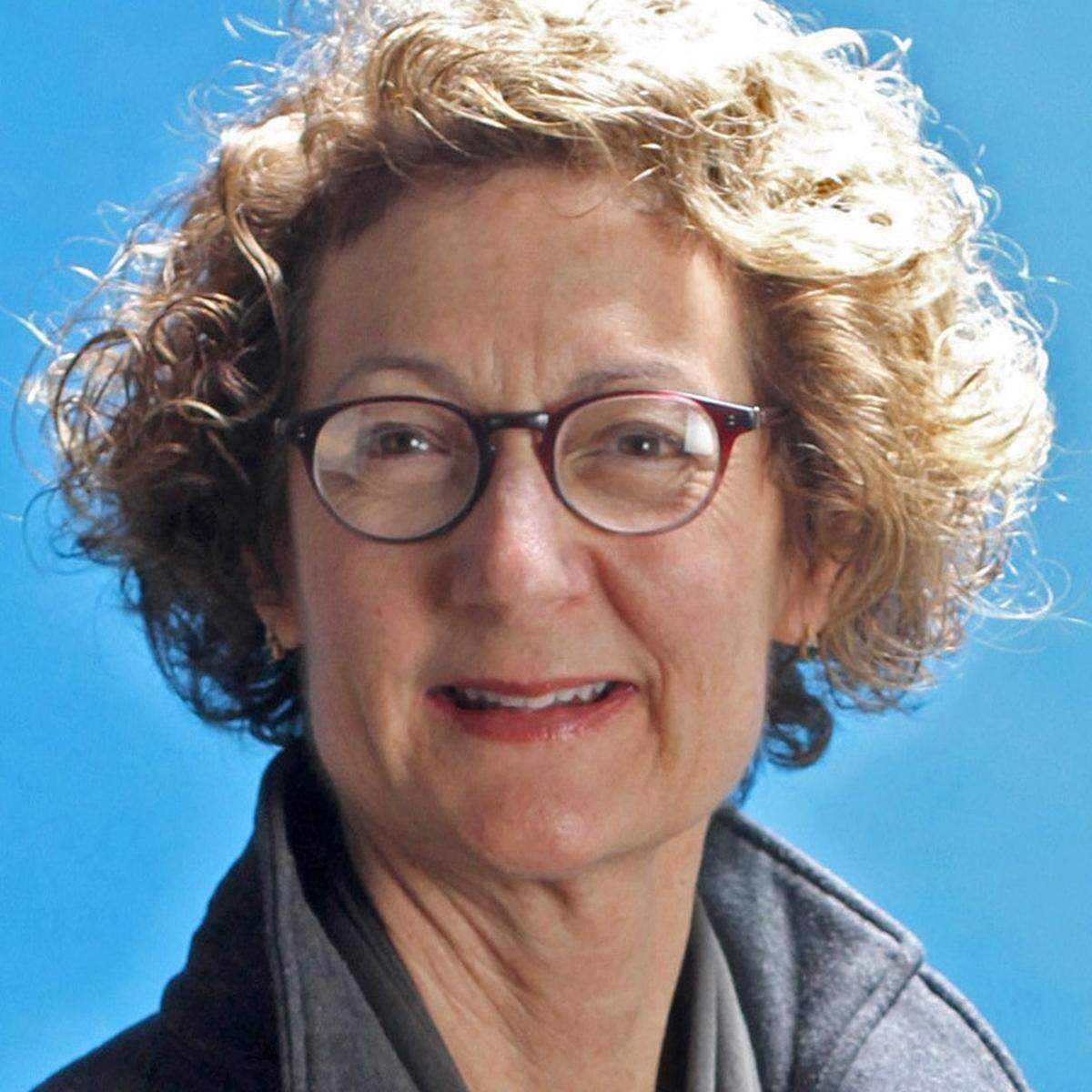 Profile Image of Karen Nelson