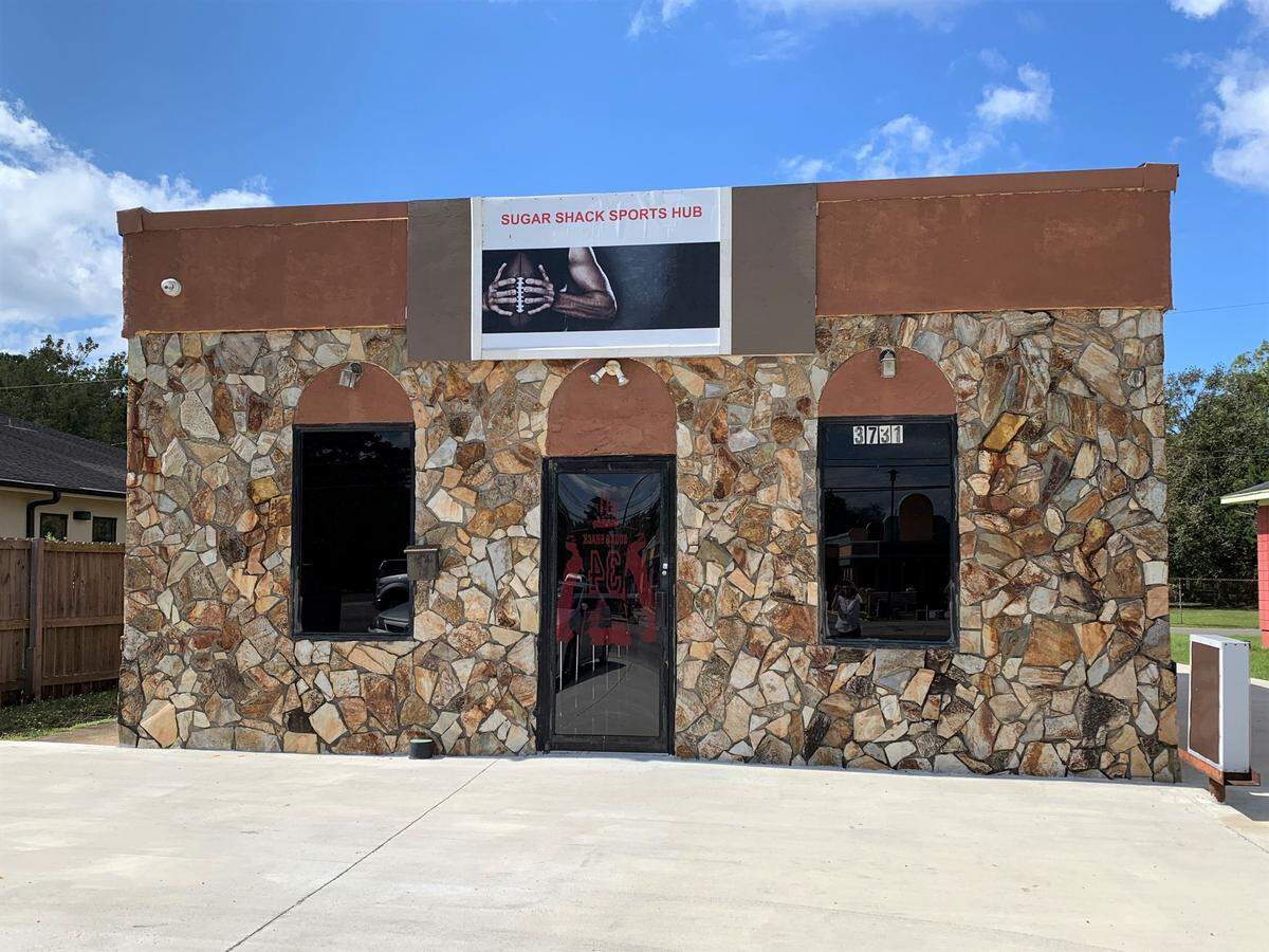 The Sugar Shack Sports Bar is on Mississippi 613.