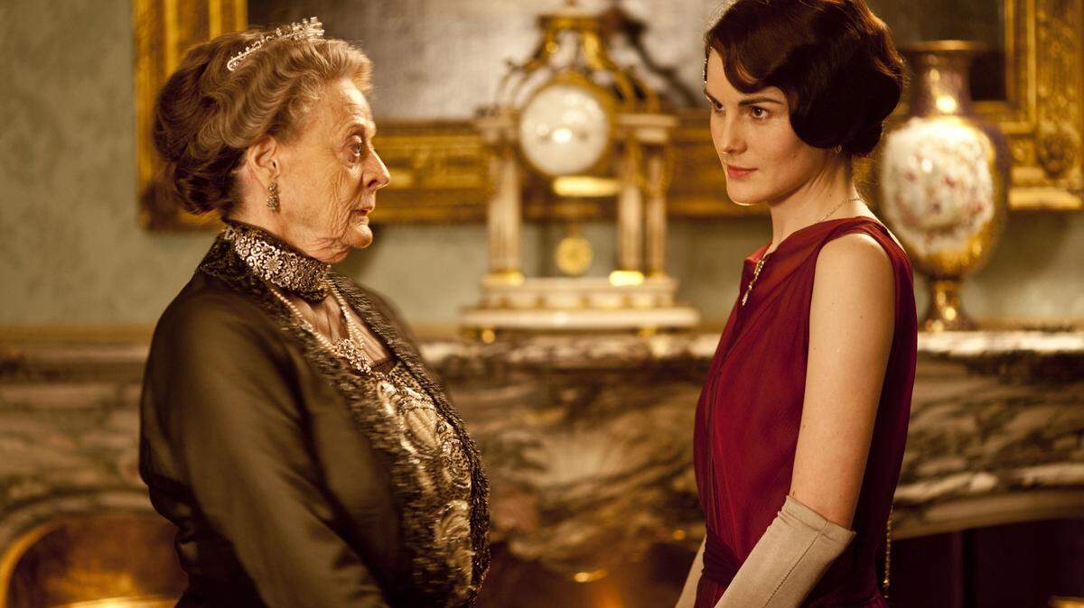 The Mary C will host a free screening of the first episode of Season 6 of 'Downton Abbey' on Dec. 4. The period drama stars Dame Maggie Smith, left, as Violet, Dowager Countess of Grantham and Michelle Dockery as Lady Mary. (MCT)