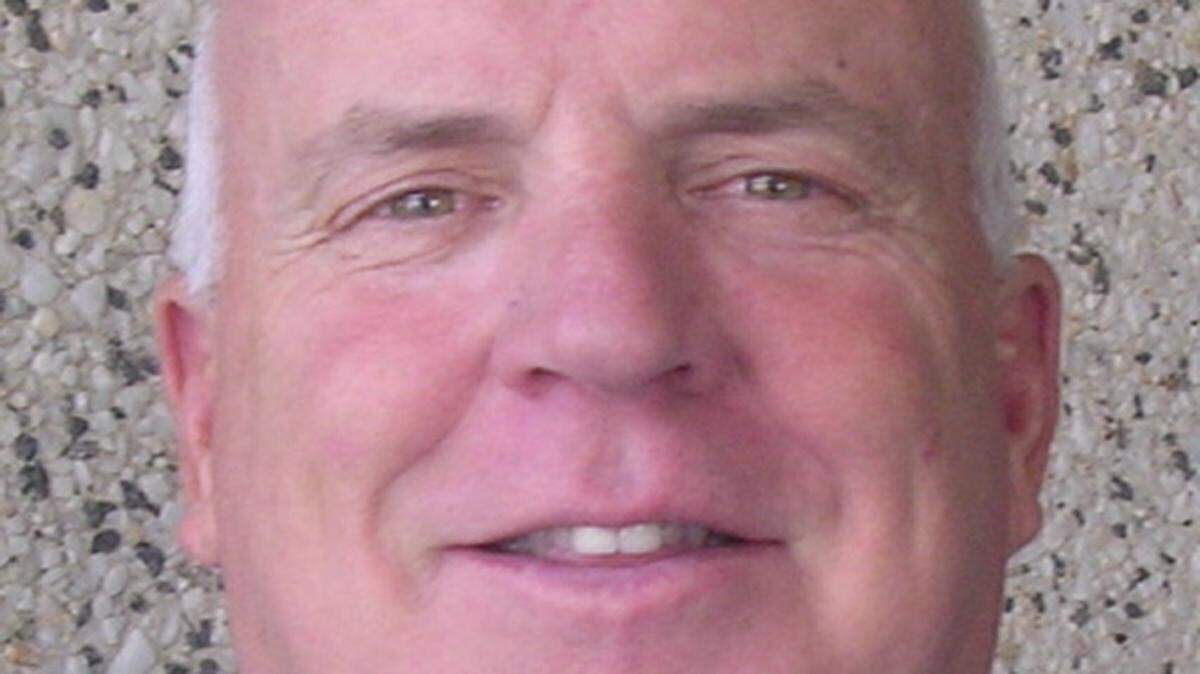 Barry Lyons