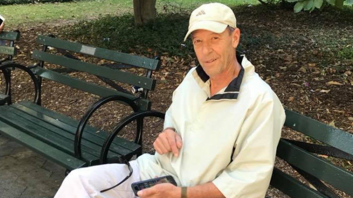 WLOX-TV news anchor Dave Elliott is pictured in New York’s Central Park in a photo he shared on Facebook, where the Mississippi resident more recently posted a photo of his Florida license plate, prompting questions and support.