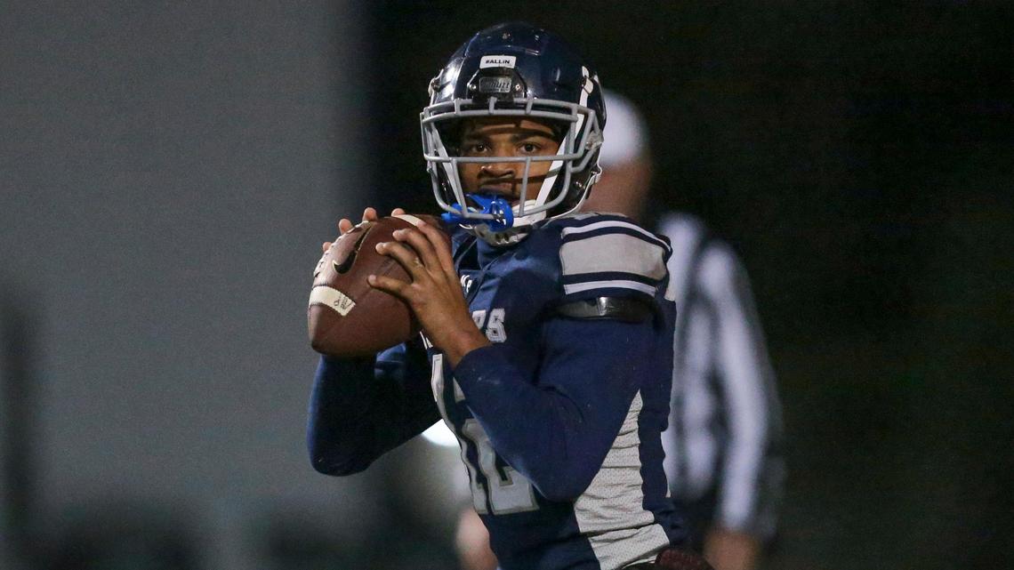 Moss Point QB has shown he has what it takes. Why is he still waiting on a major offer?