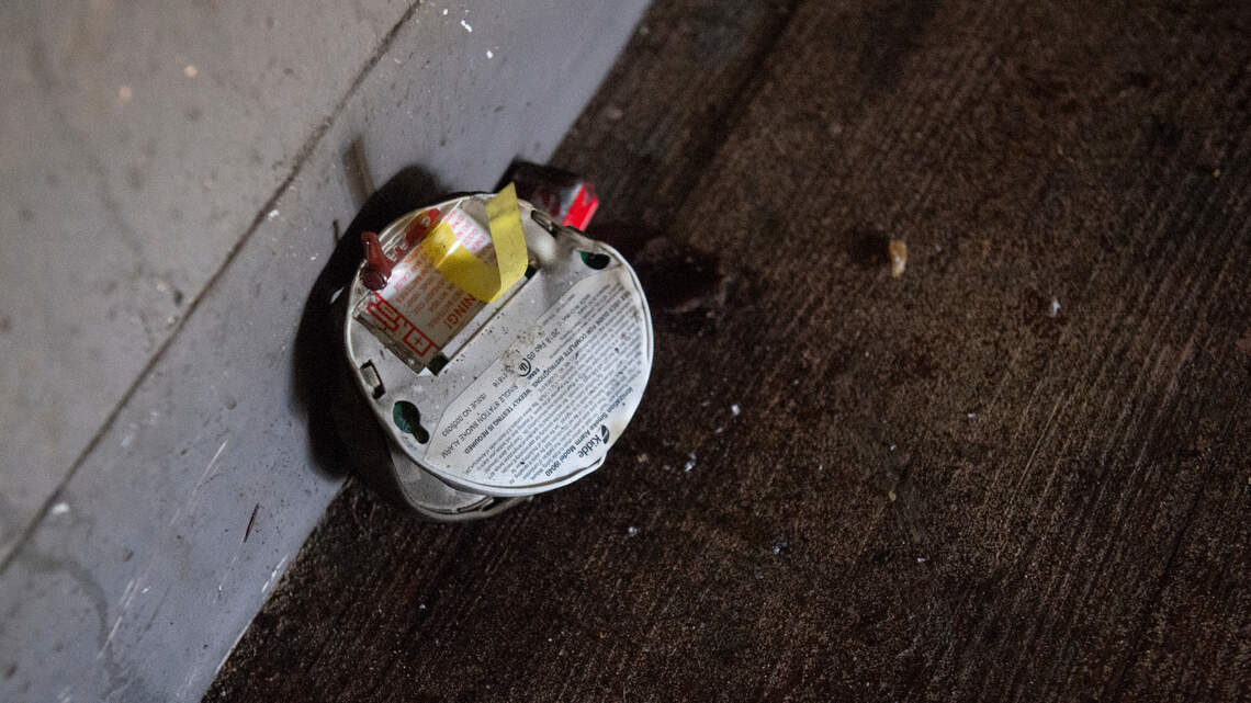 2 children died in a Gulfport apartment fire. The smoke detectors never went off, lawsuit says