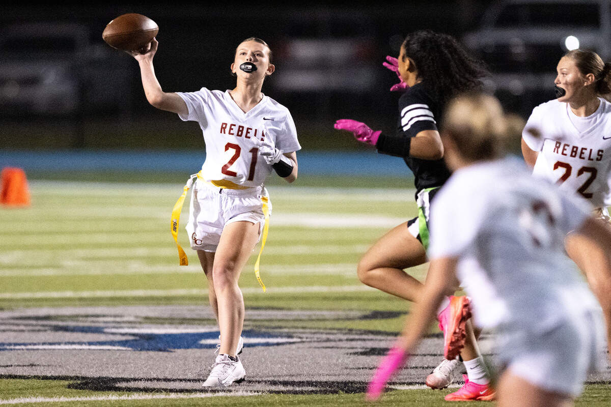George County’s Darla Fairley (21) lets a pass go Thursday.